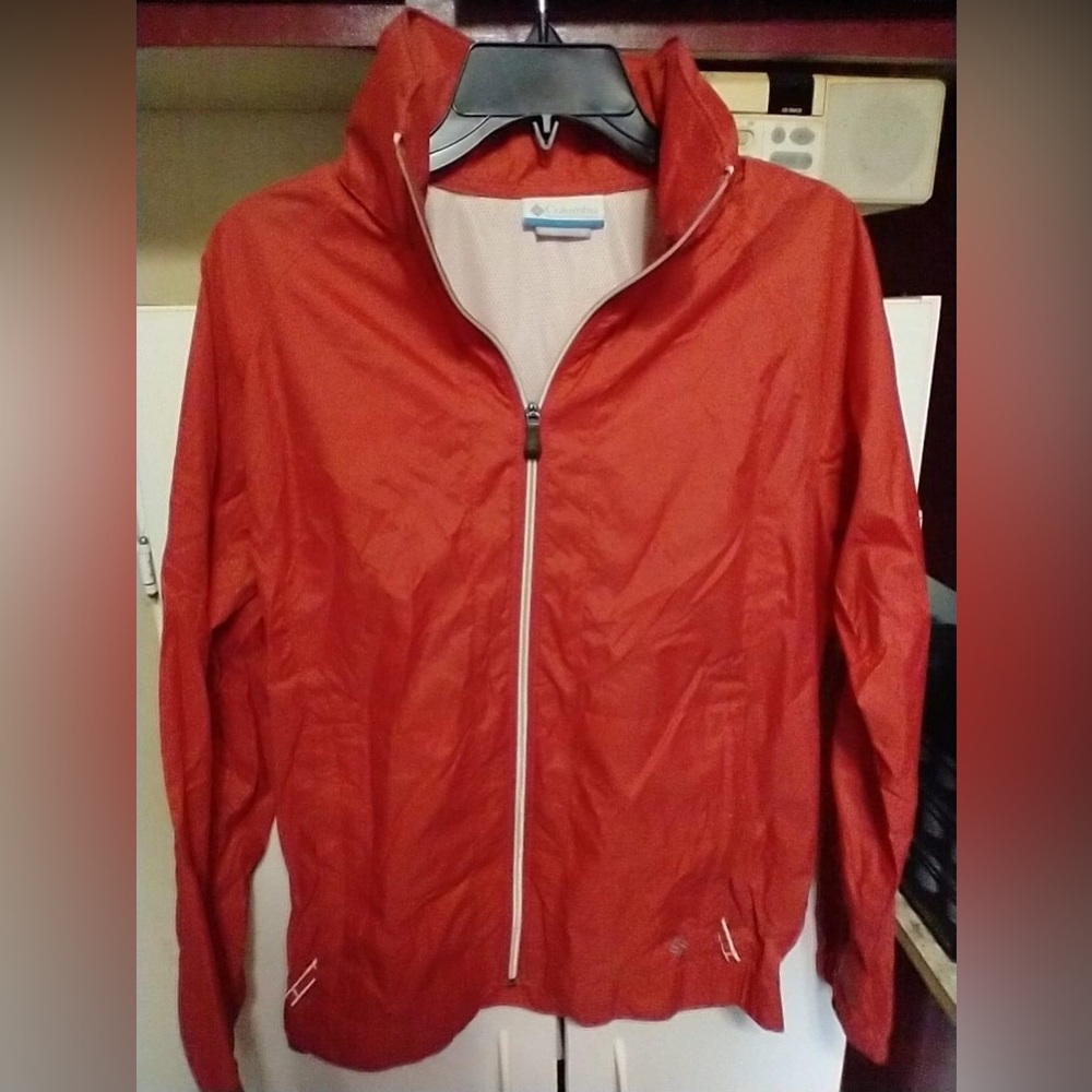 brand new red columbia rain jacket, size L